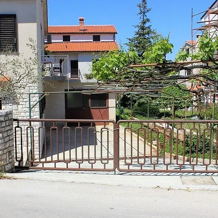 With A Parking Space Pjescana Uvala, - 2219